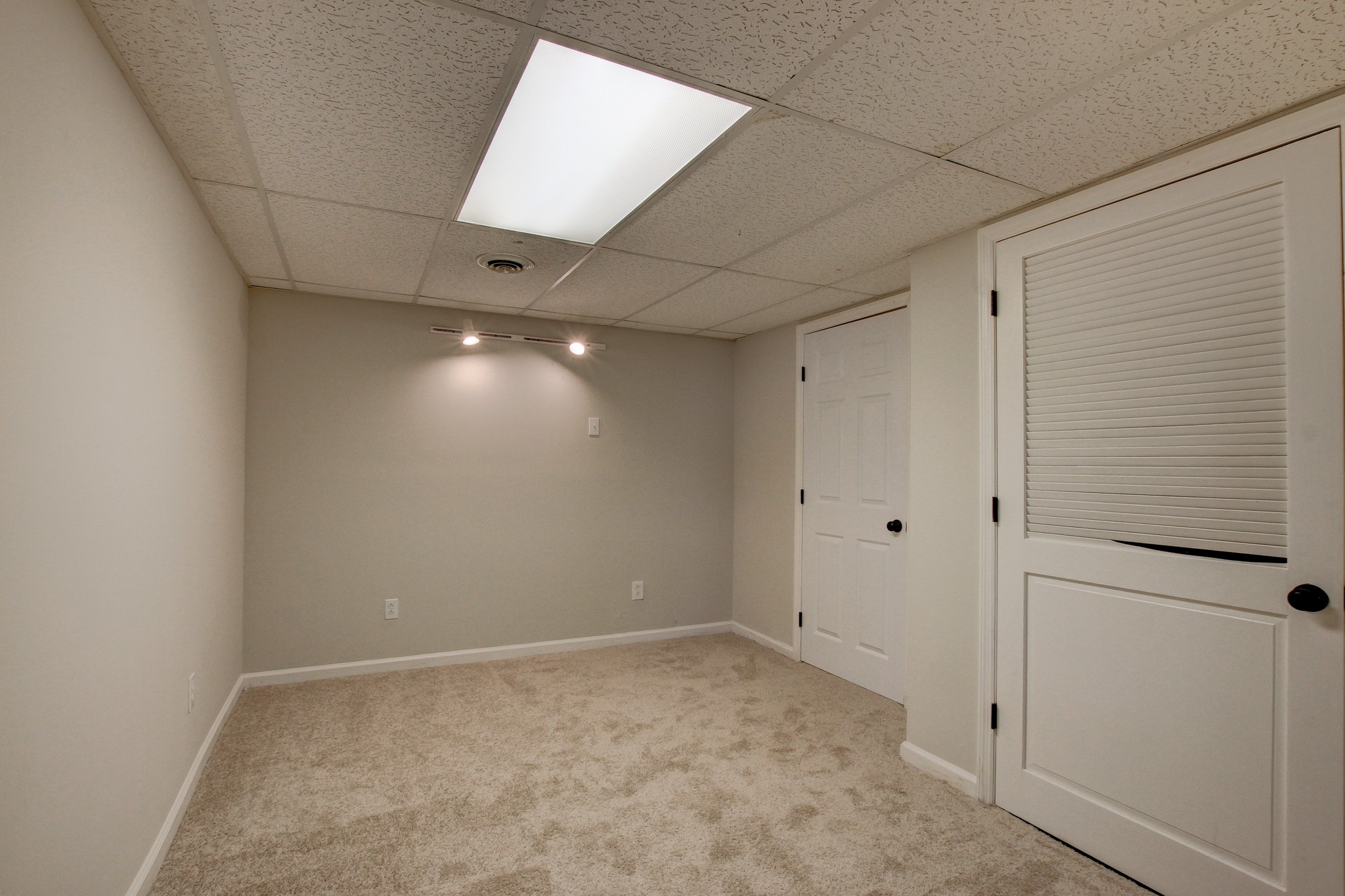 1007 McClardy Road Clarksville, TN 37042 - Photo 25 of 34 a view of an empty room