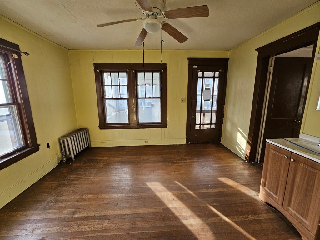 73-75 Kenyon Street Springfield, MA 01109 - Photo 13 of 25 Gallery Image 13