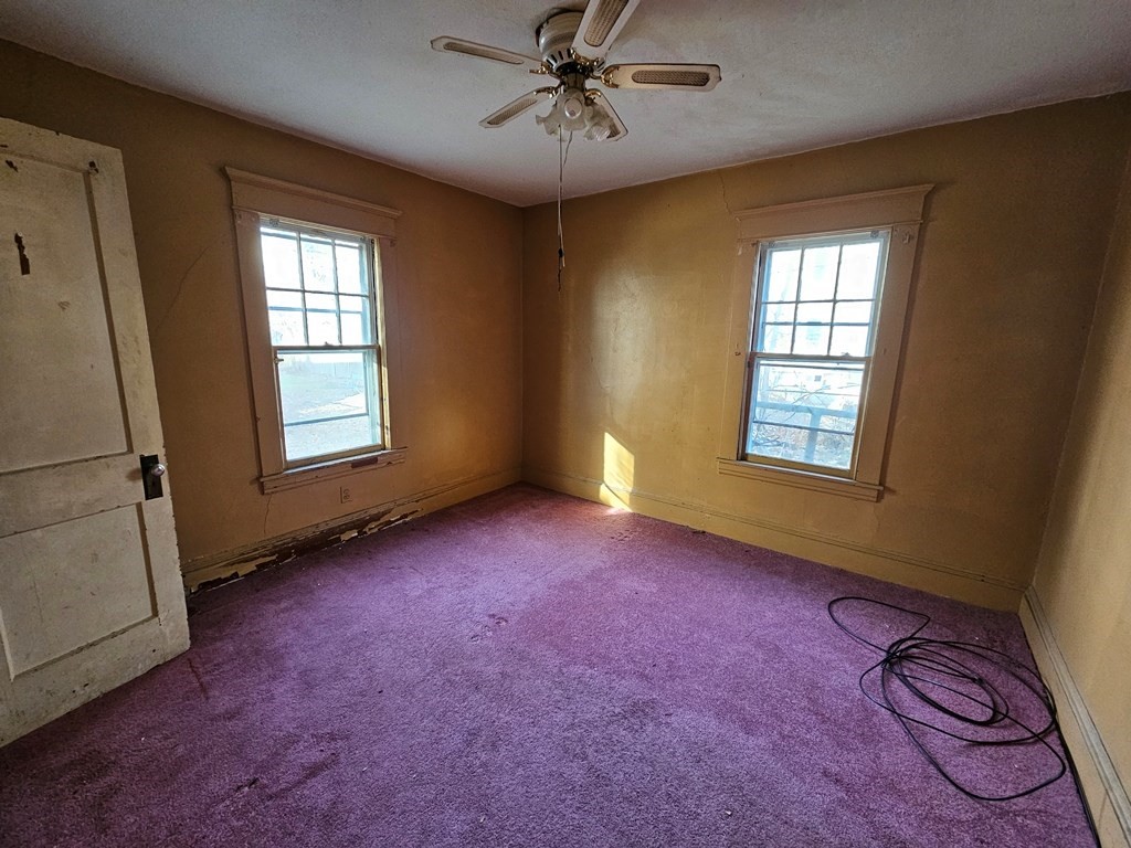 73-75 Kenyon Street Springfield, MA 01109 - Photo 6 of 25 Gallery Image 6