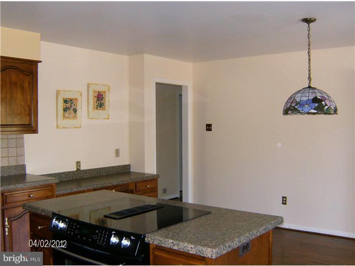 536 Bartram Road Moorestown, NJ 08057 - Photo 10 of 25 Kitchen