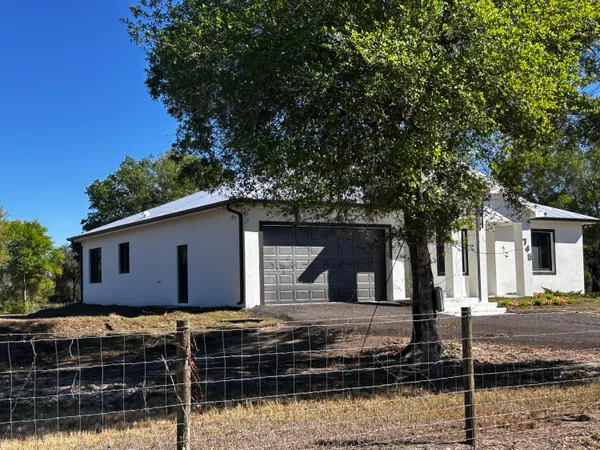 $575,000 | 745 North Estribo Street, Clewiston, FL 33440