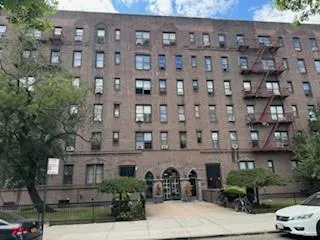 $249,900 | 1800 Ocean Parkway, Unit E11 | Gravesend