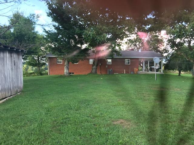 3380 Powell River Road Tazewell, TN 37879 - Photo 2 of 37 IMG_4228