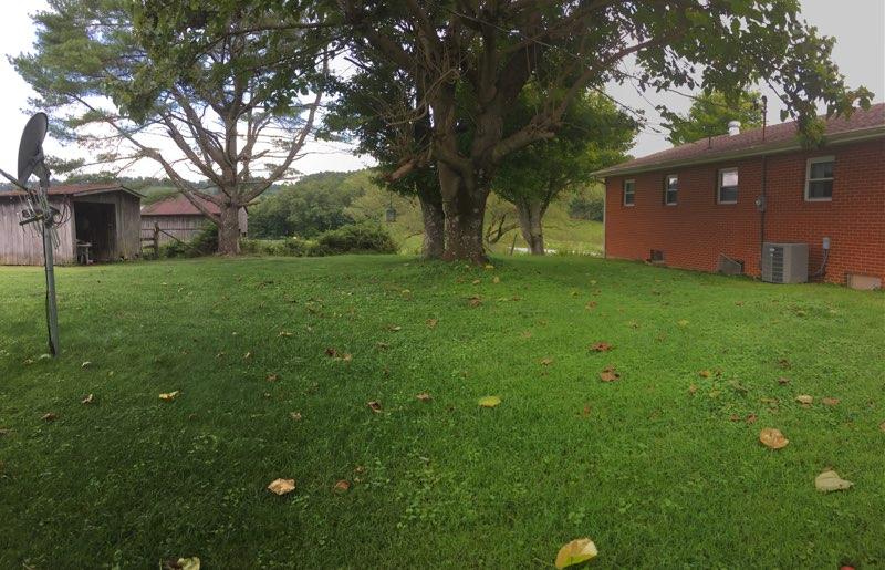 3380 Powell River Road Tazewell, TN 37879 - Photo 10 of 37 IMG_2882