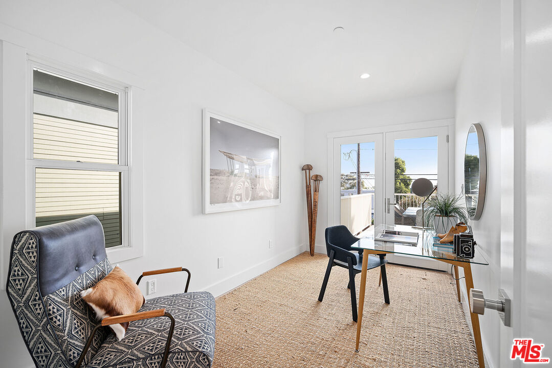 2817 3rd Street, Unit 1 Santa Monica, CA 90405 - Photo 12 of 34