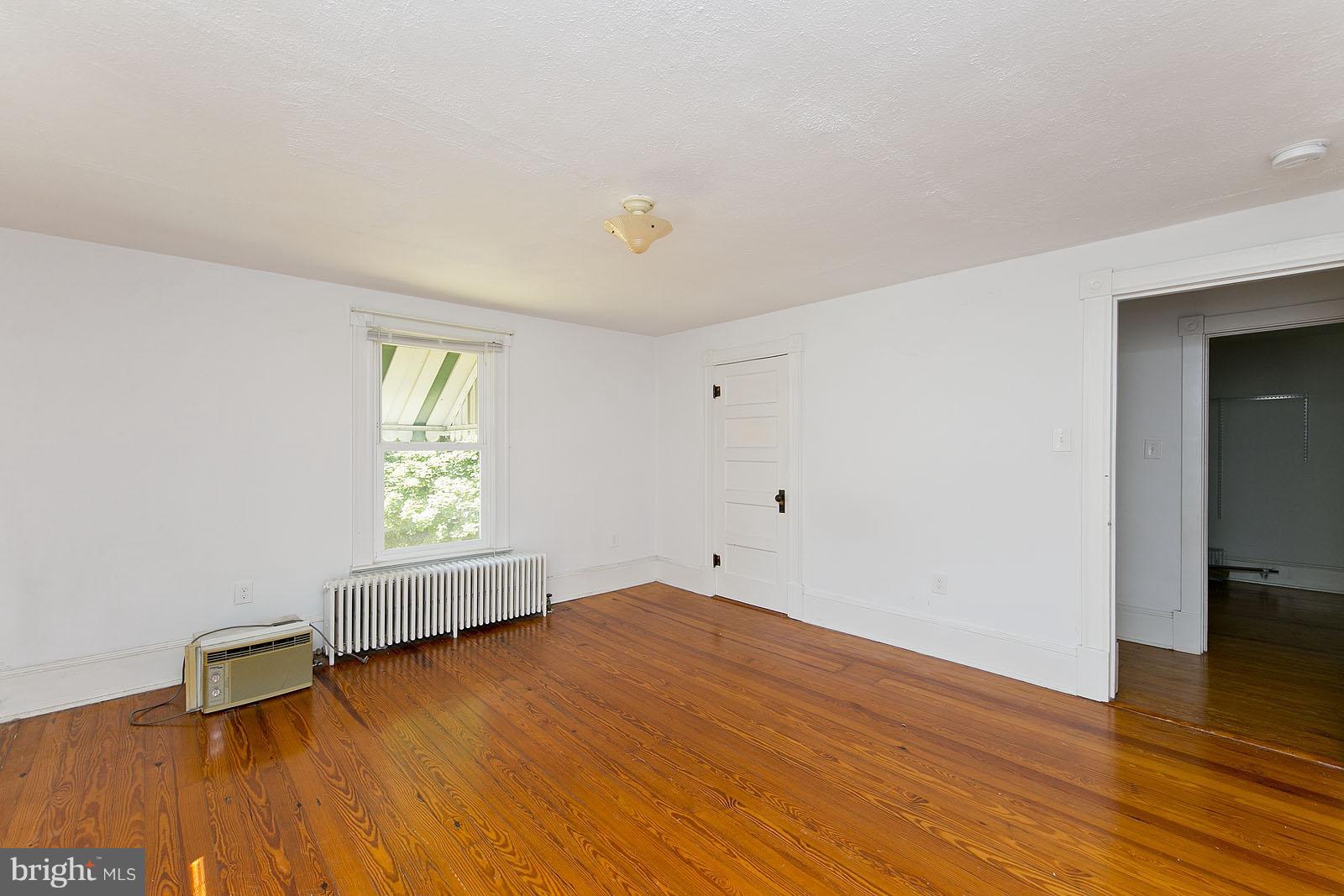 153 Bryarly Road Winchester, VA 22603 - Photo 23 of 30 Bedroom
