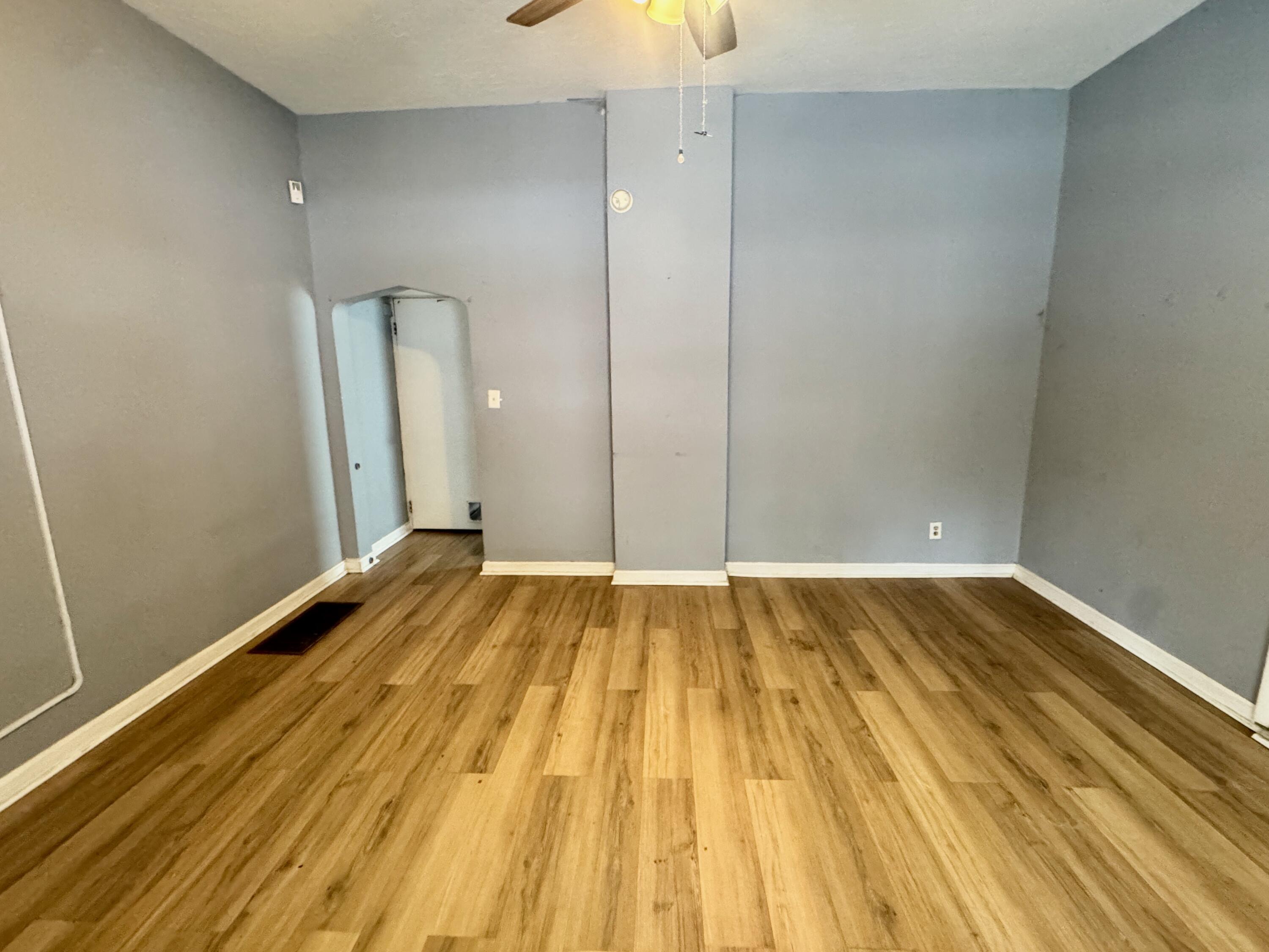 1007 6th Avenue Dayton, KY 41074 - Photo 5 of 25