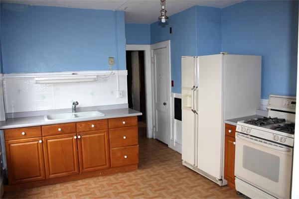 8 Worthy Street Springfield, MA 01104 - Photo 16 of 30