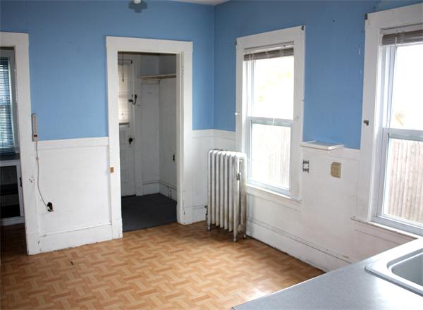 8 Worthy Street Springfield, MA 01104 - Photo 17 of 30