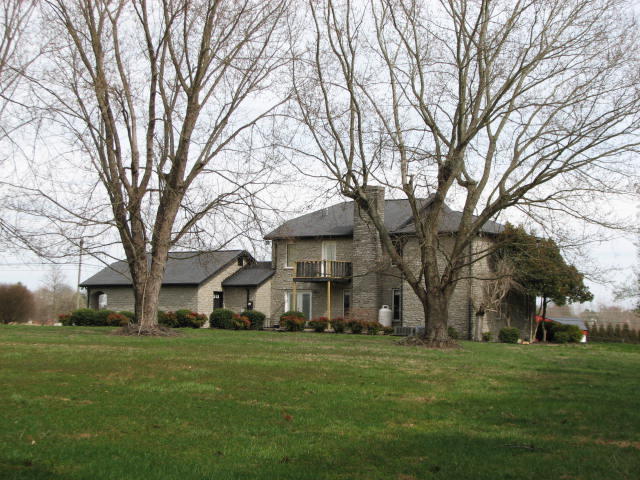 1192 Old Patterson Branch Road Somerset, KY 42503 - Photo 7 of 82 IMG_1705