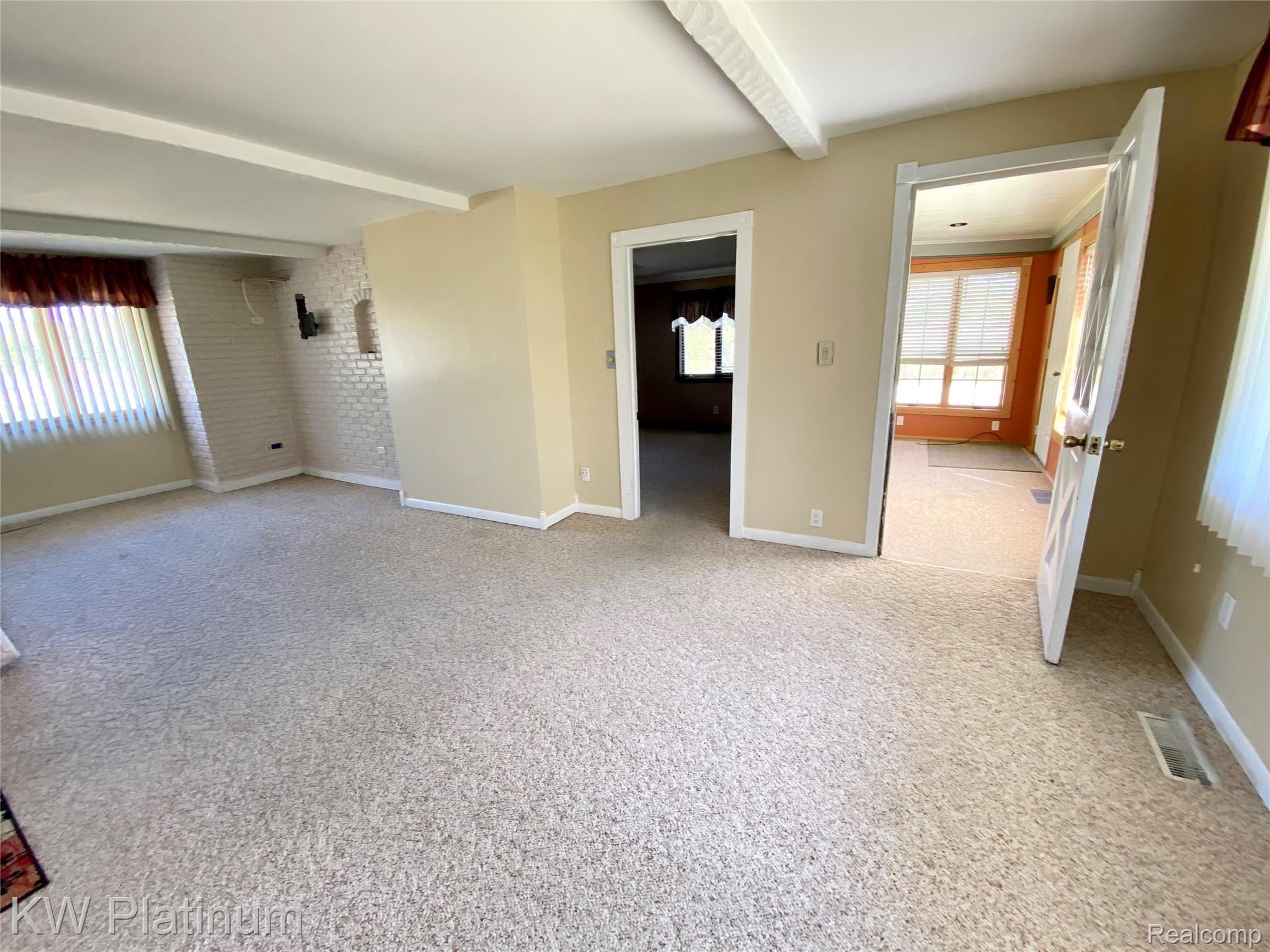 5981 Rattle Run Road St. Clair, MI 48079 - Photo 10 of 41 IMG_0178.jpeg
