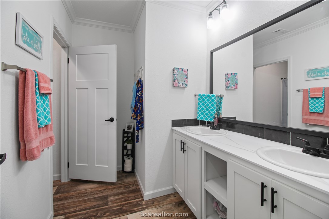 2424 Bridges Road Normangee, TX 77871 - Photo 34 of 44 Gallery Image 34