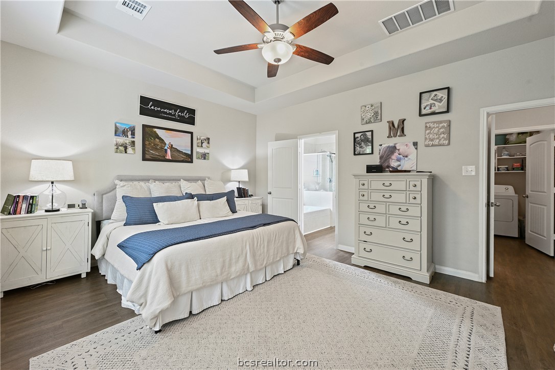 5741 Cerrillos Drive Bryan, TX 77807 - Photo 12 of 25 Primary Bedroom