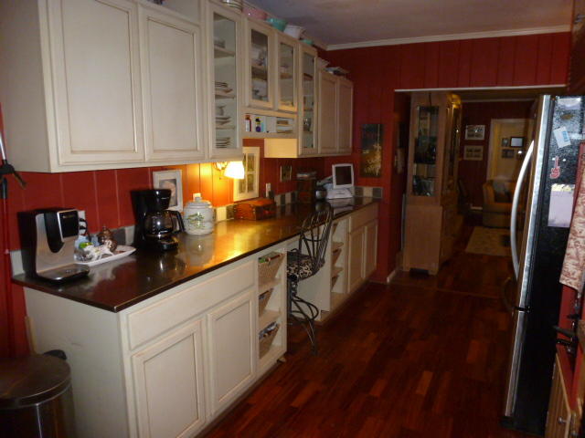 347 West Hunt Road Alcoa, TN 37701 - Photo 16 of 40 11.JPG