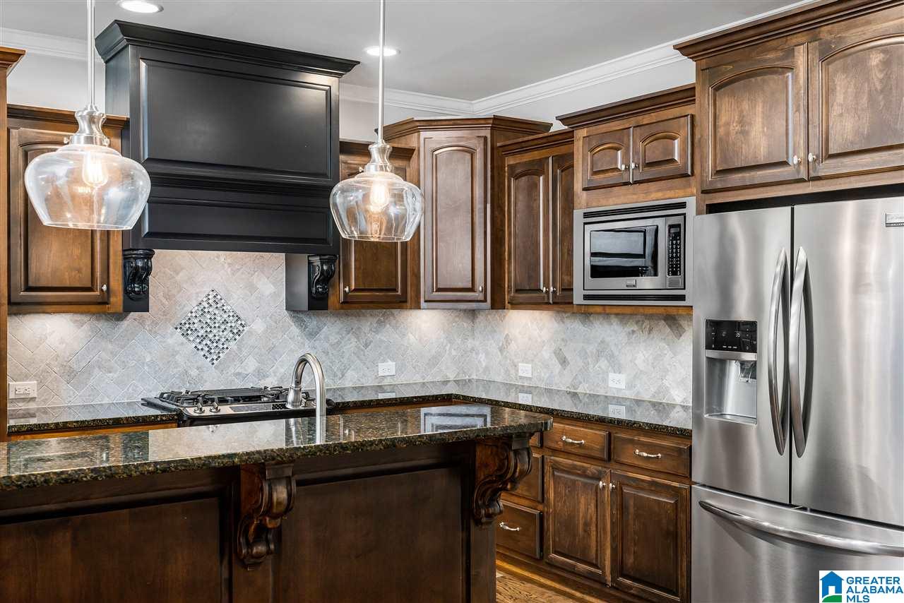 1301 West Grande View Lane Alabaster, AL 35114 - Photo 13 of 47