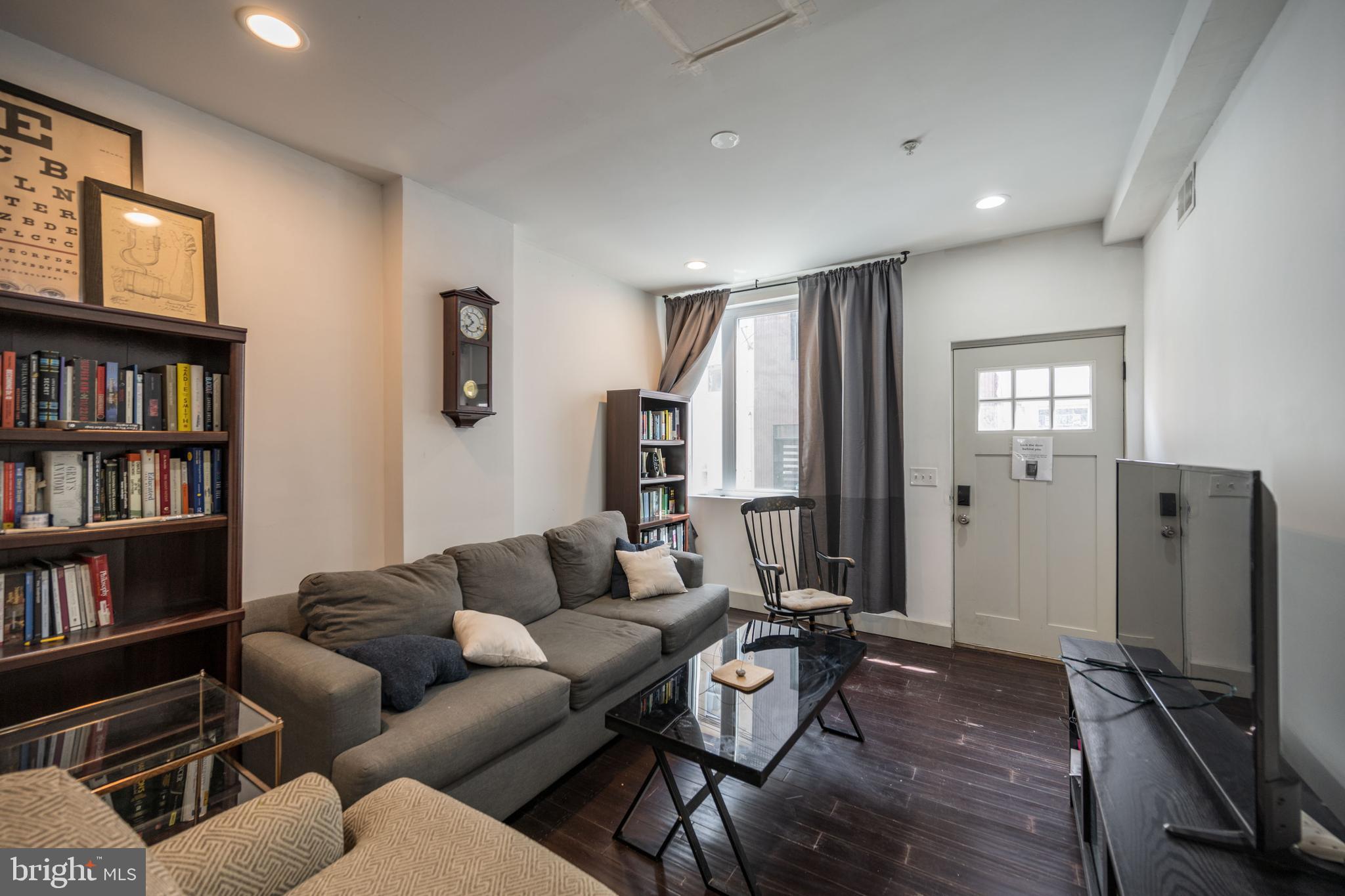 1770 Waterloo Street Philadelphia, PA 19122 - Photo 5 of 27
