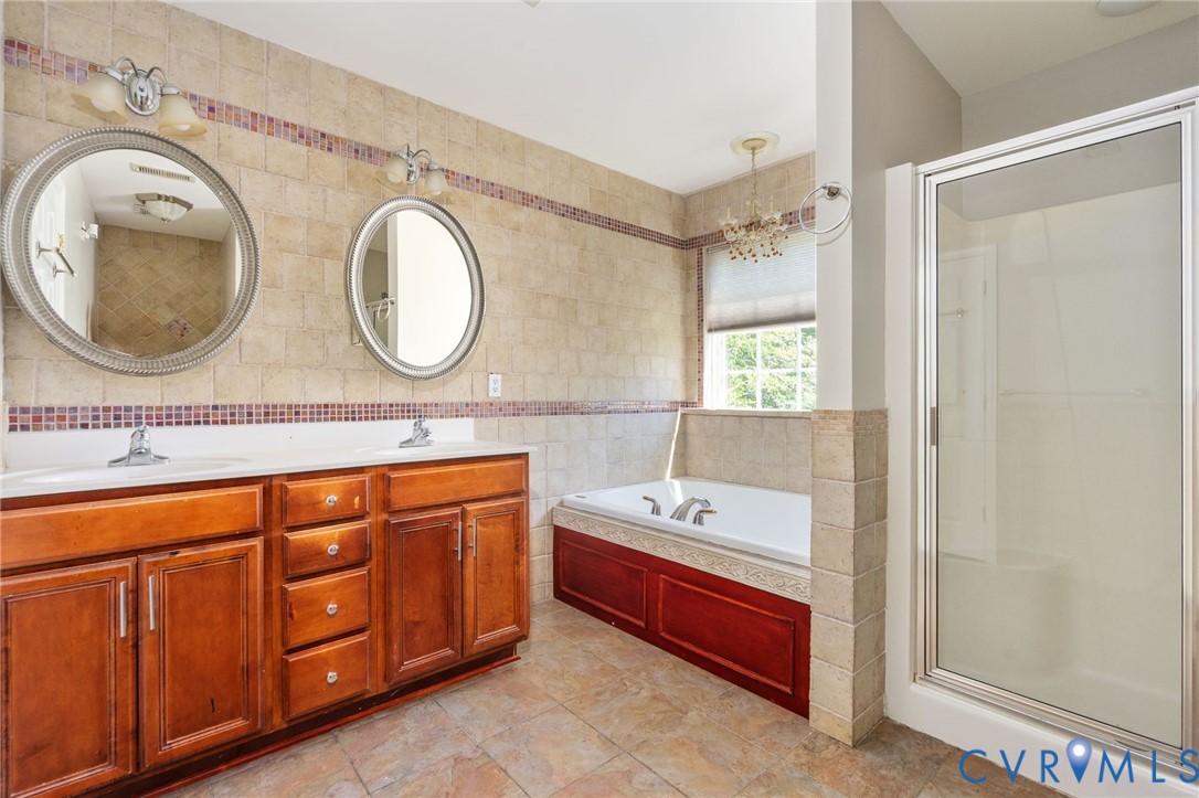 9367 Springmount Terrace Chesterfield, VA 23832 - Photo 23 of 33 Primary Bath