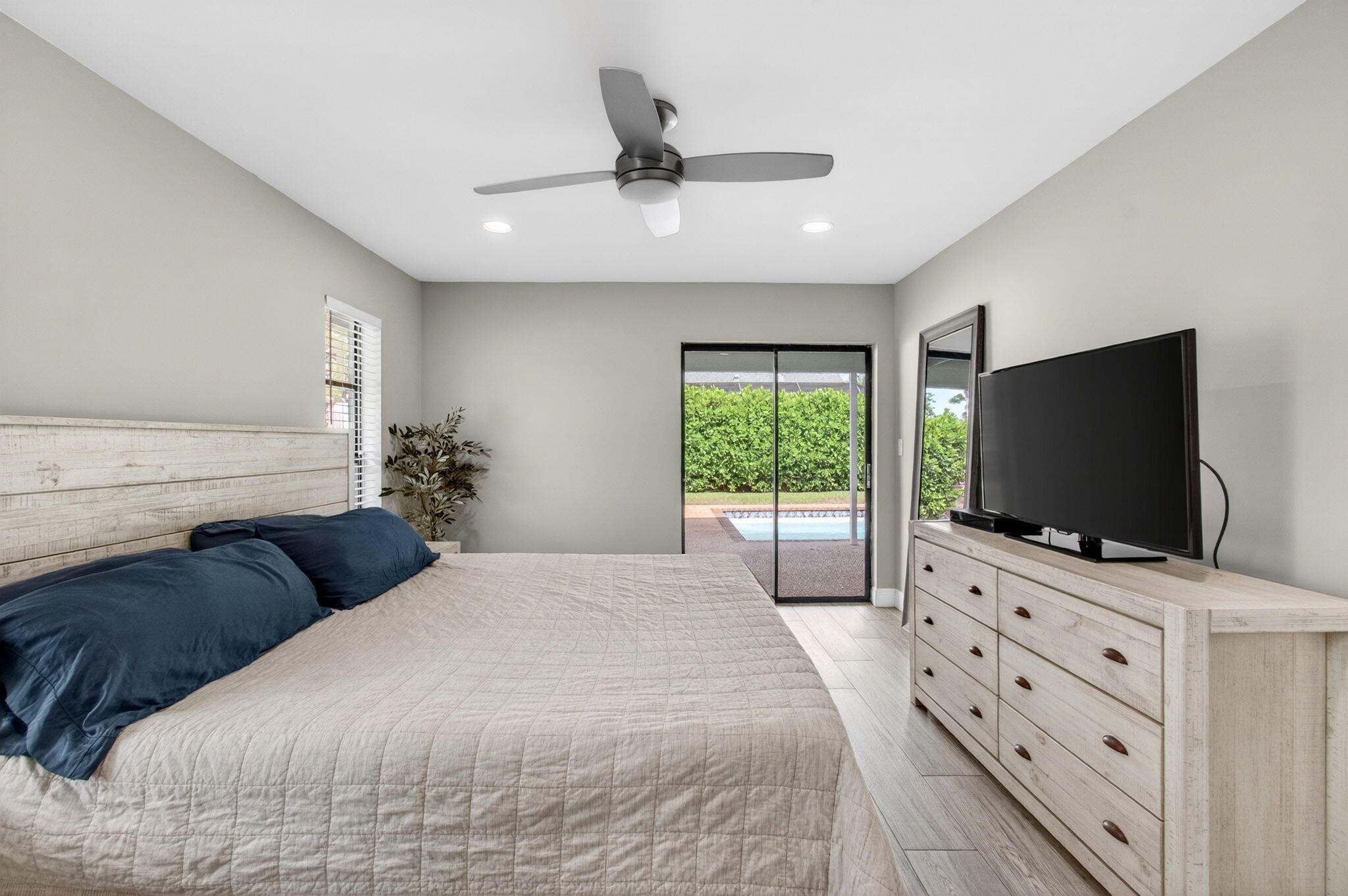 17773 Maplewood Drive Boca Raton, FL 33487 - Photo 22 of 50 Primary Suite