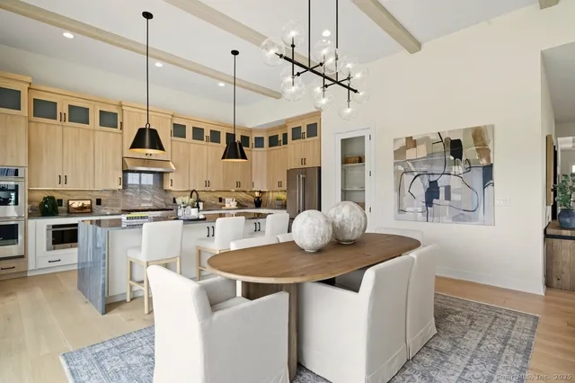 $1,074,000 | 10 Foxwood Drive, Unit 65, Danbury, CT 06810