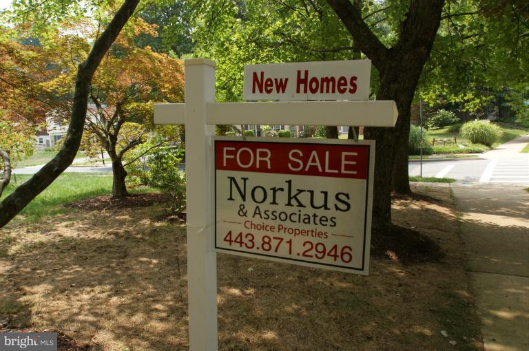 12023 Deka Road Clinton, MD 20735 - Photo 21 of 23 Exterior (Front)