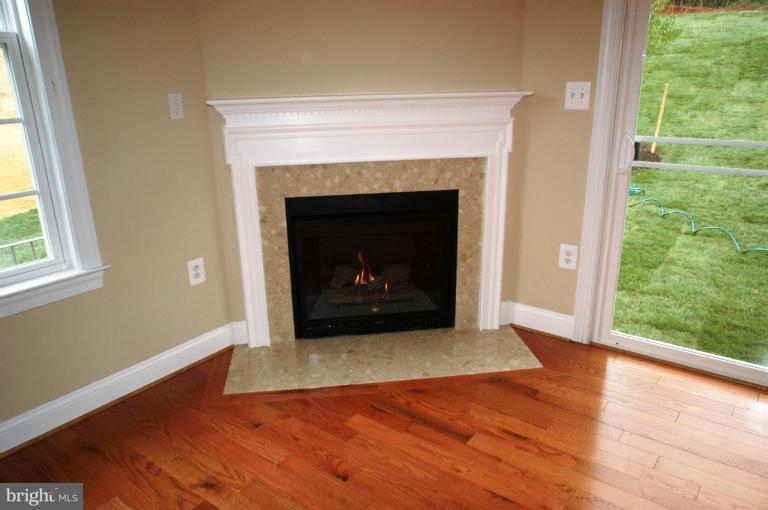 12023 Deka Road Clinton, MD 20735 - Photo 5 of 23 Interior (General)