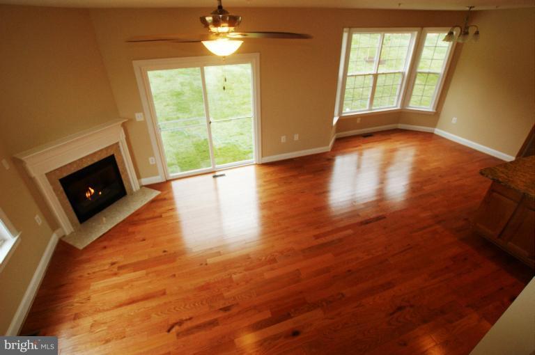 12023 Deka Road Clinton, MD 20735 - Photo 8 of 23 Interior (General)