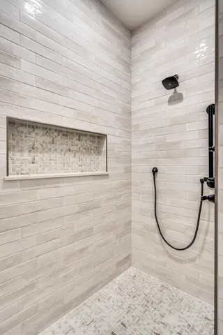 $460,000 | 4043 Brook Elizabeth Drive, Onalaska, WI 54650