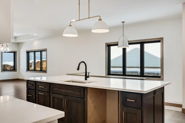 $460,000 | 4043 Brook Elizabeth Drive, Onalaska, WI 54650