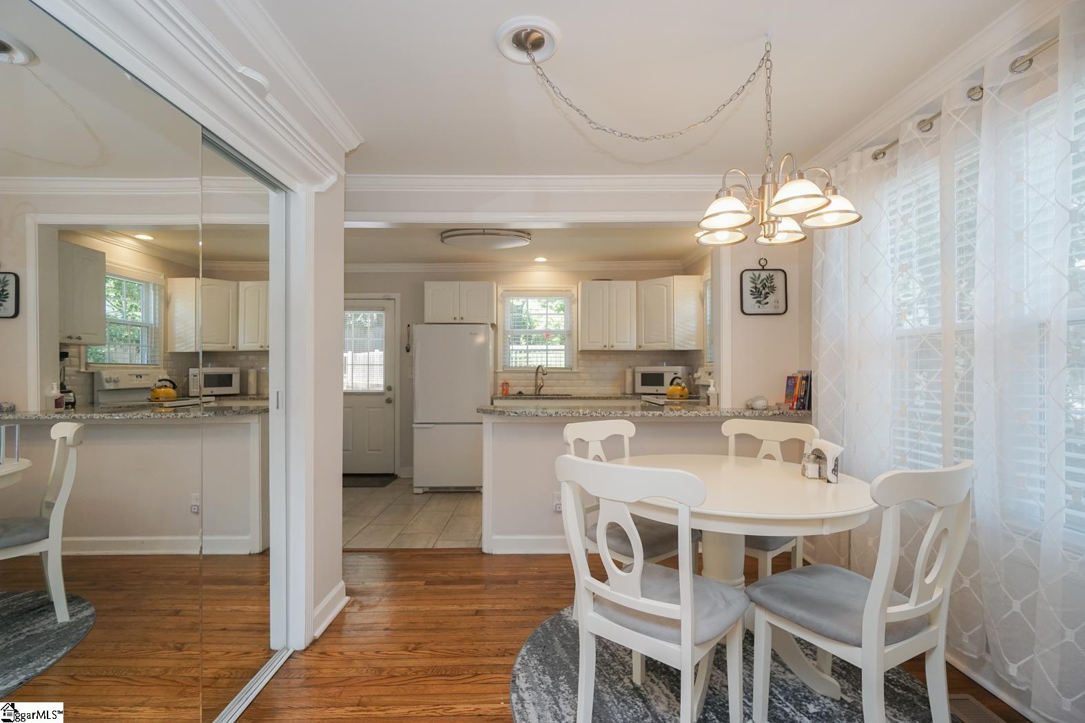 203 Lowndes Hill Road Greenville, SC 29607 - Photo 9 of 29