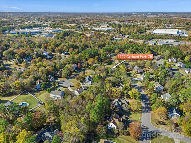 an aerial view of multiple house