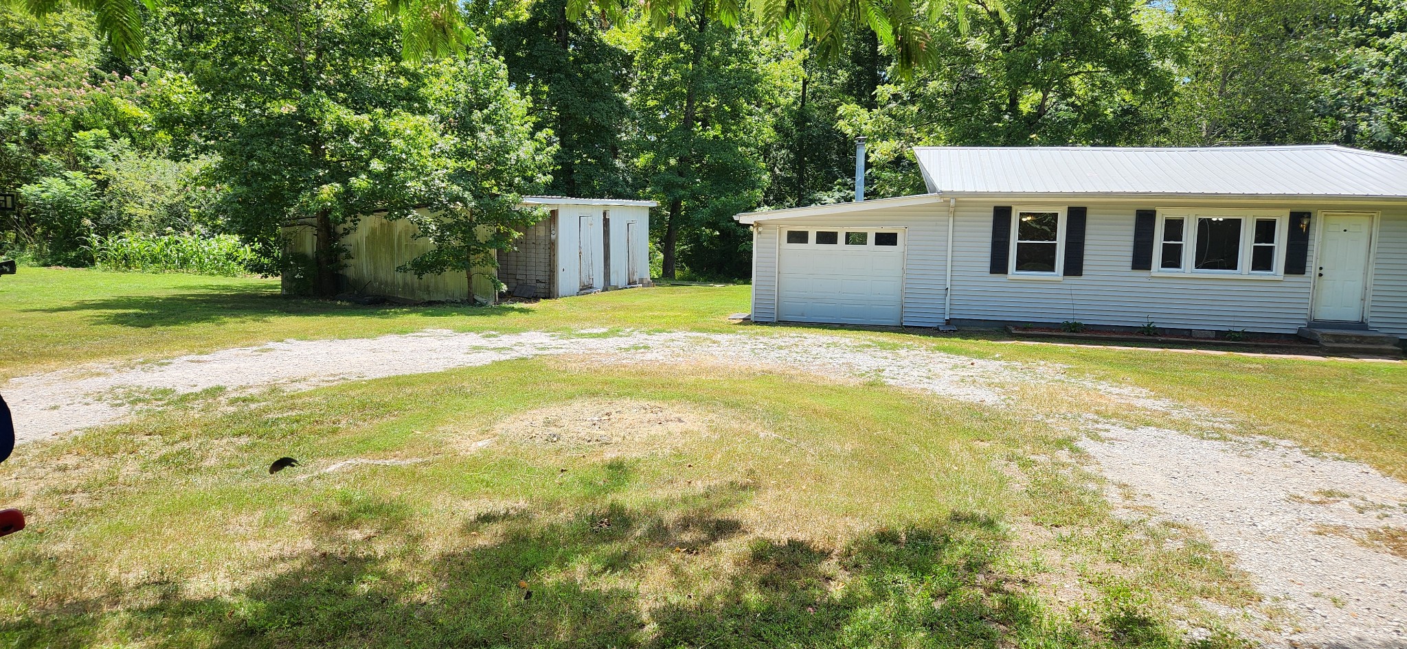 259 Brushy Road Centerville, TN 37033 - Photo 4 of 17 Shed / shop to your left.