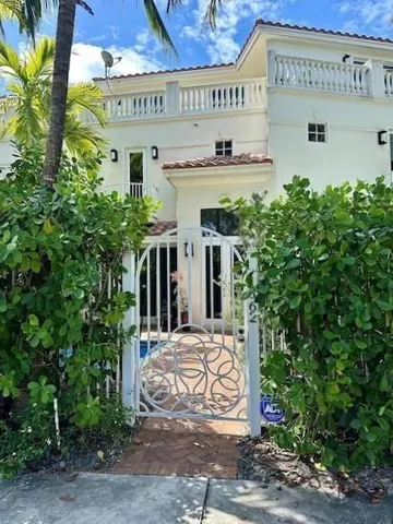 $5,750 | 1362 Bayview Drive, Fort Lauderdale, FL 33304