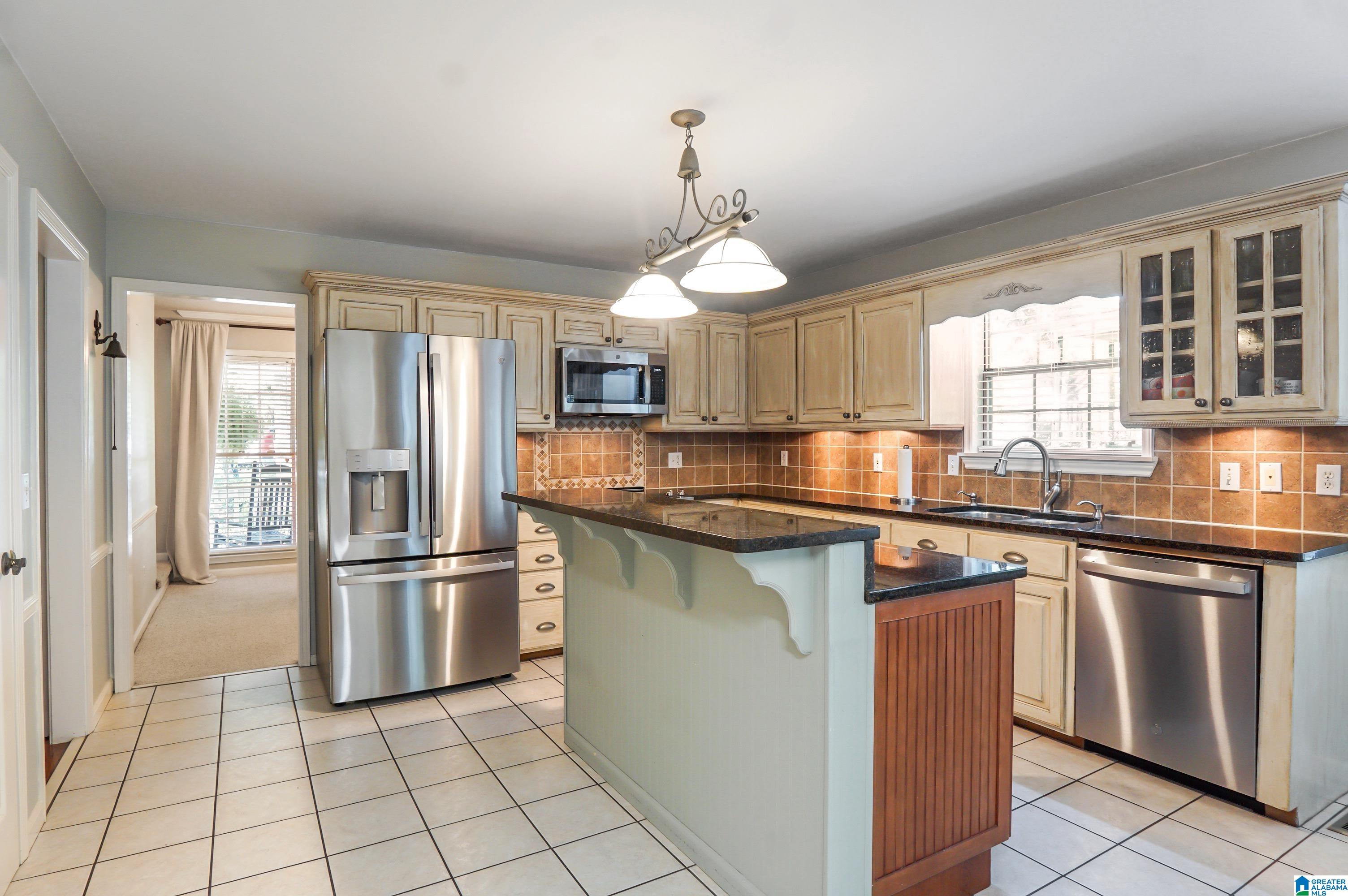 610 Olde Towne Way Alabaster, AL 35007 - Photo 10 of 41
