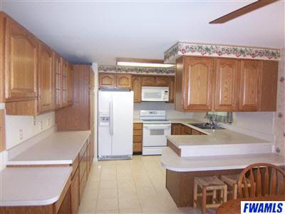 5232 Crawford Road Fort Wayne, IN 46845 - Photo 9 of 16