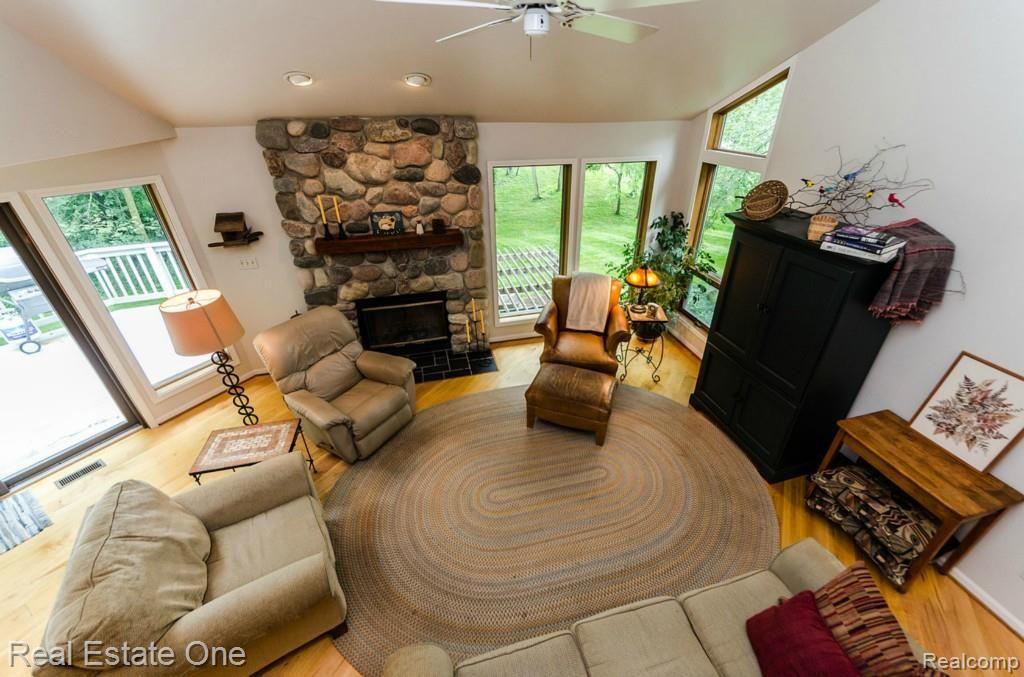 6560 Brighton Road Brighton, MI 48116 - Photo 34 of 57 33_16.jpg