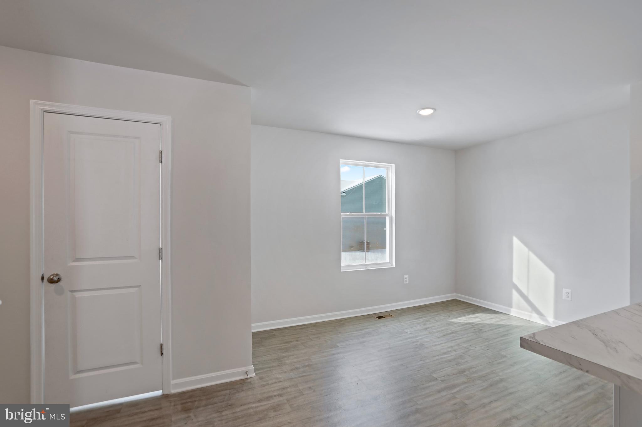 30 Scoter Road Hedgesville, WV 25427 - Photo 6 of 25 Gallery Image 6