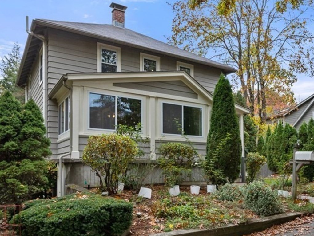 3 Stevens Road Wellesley, MA 02482 - Photo 2 of 23