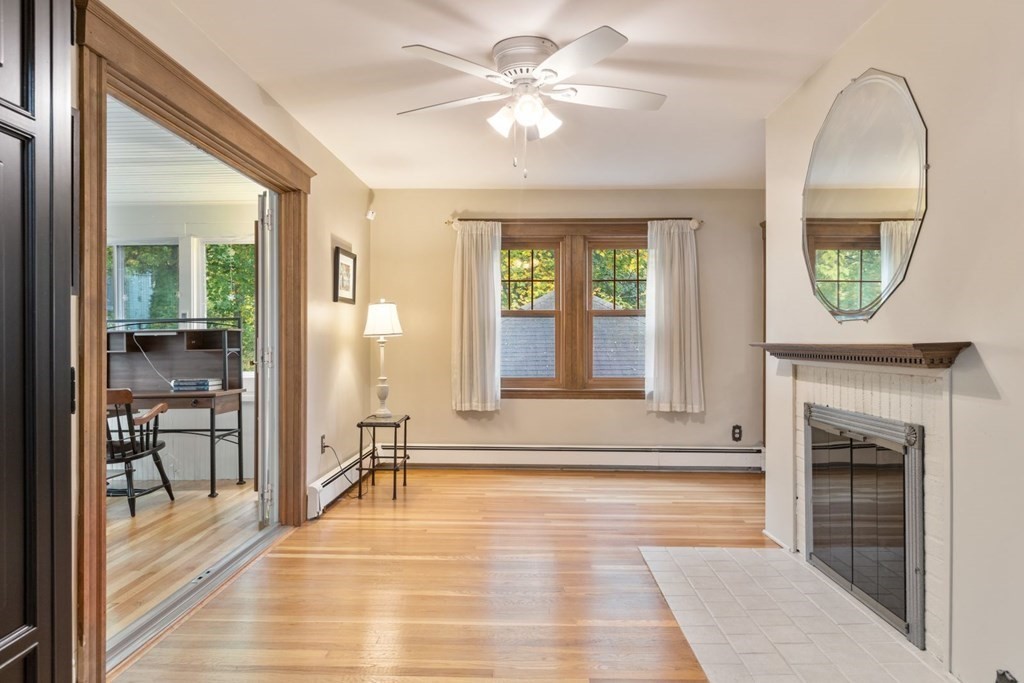 3 Stevens Road Wellesley, MA 02482 - Photo 6 of 23