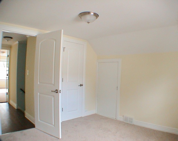 151 South Quentin Road Palatine, IL 60067 - Photo 18 of 24
