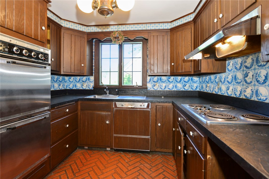 70 Butts Rock Road Little Compton, RI 02837 - Photo 11 of 40