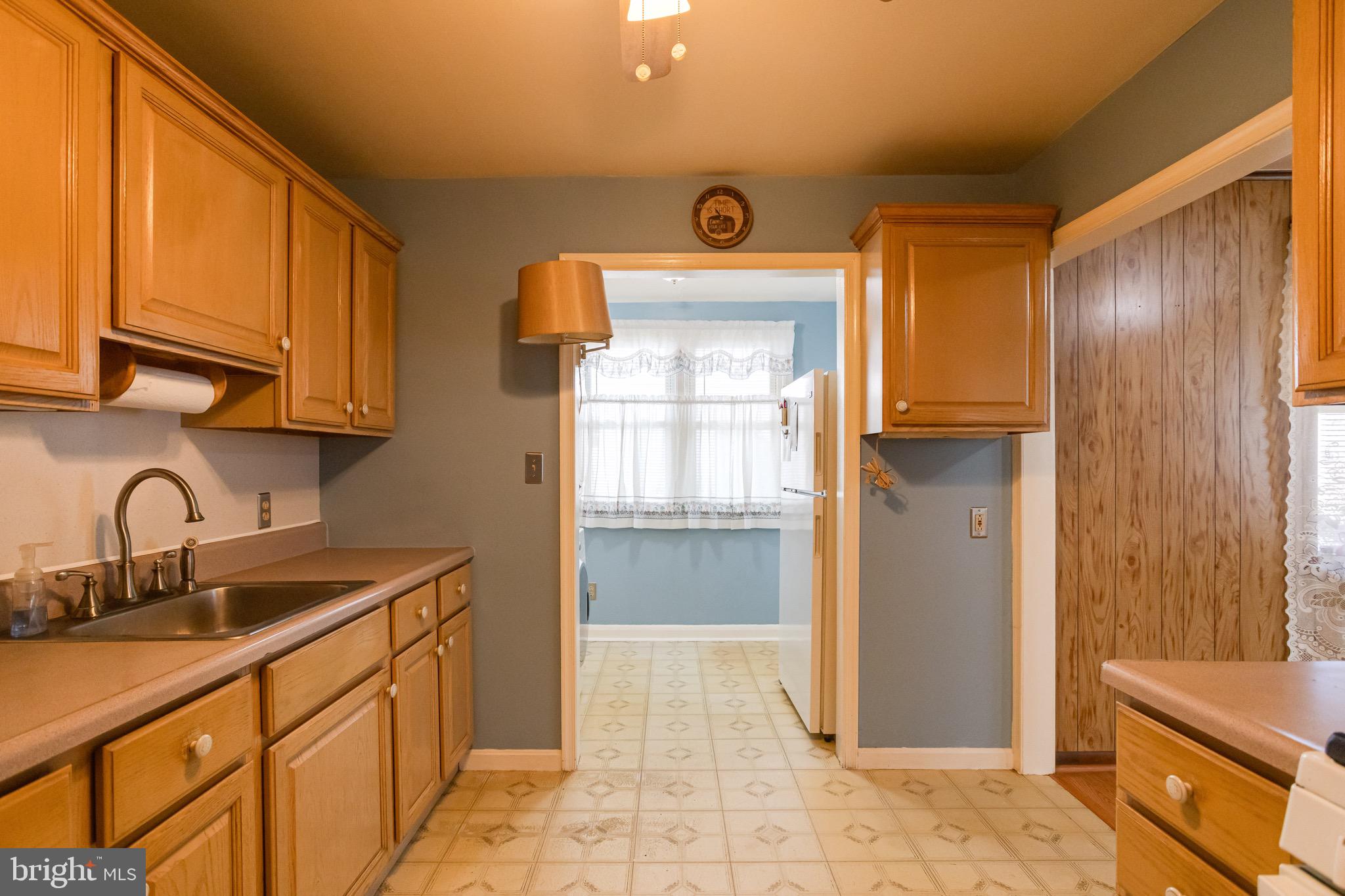 8141 Cornwall Road Dundalk, MD 21222 - Photo 16 of 40