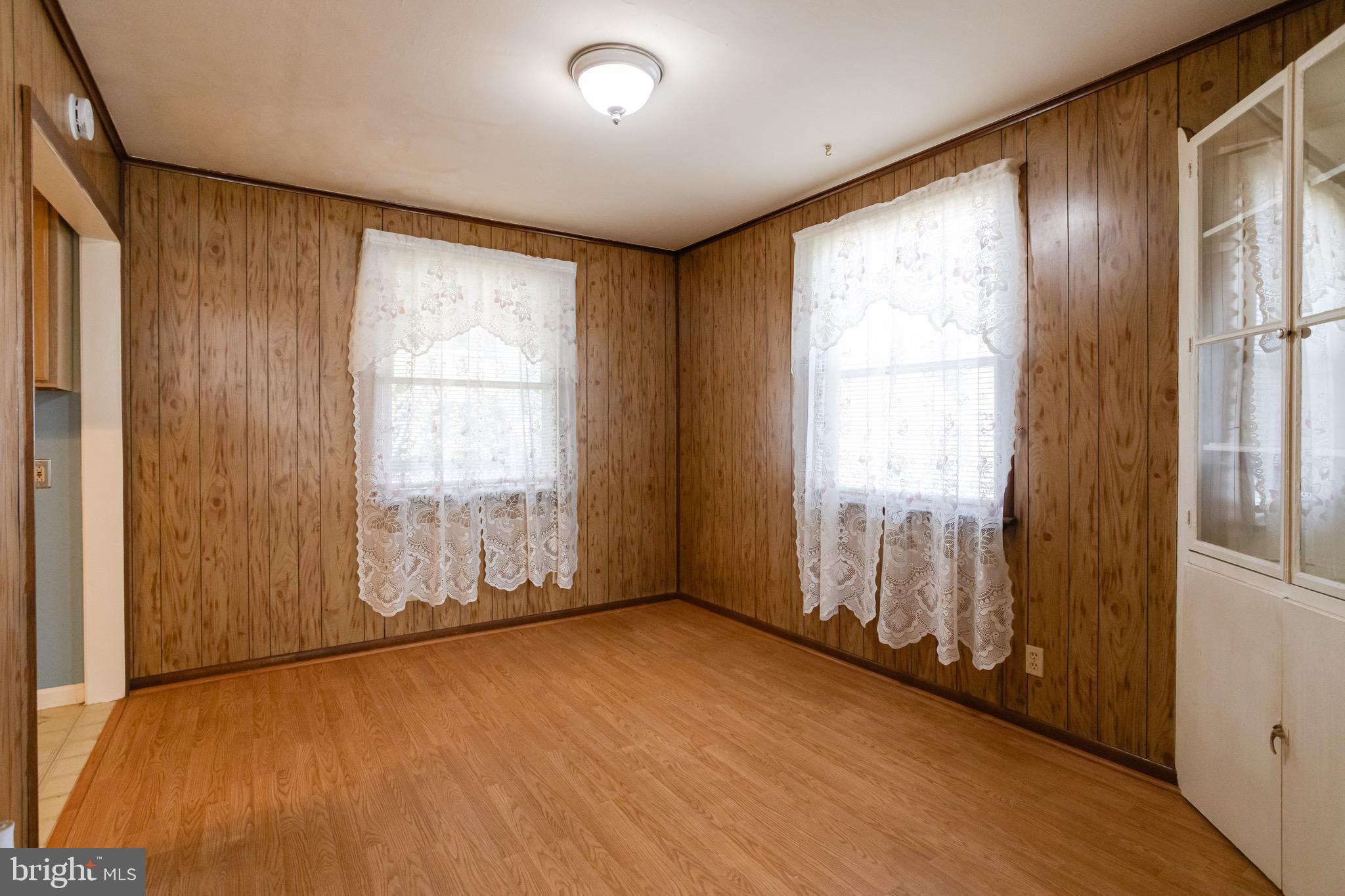 8141 Cornwall Road Dundalk, MD 21222 - Photo 9 of 40