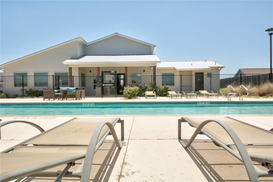 5400 Daimler Drive Austin, TX 78744 - Photo 35 of 40