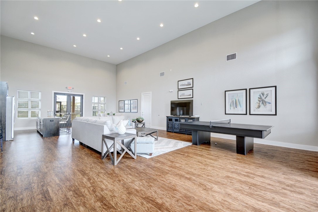 5400 Daimler Drive Austin, TX 78744 - Photo 39 of 40