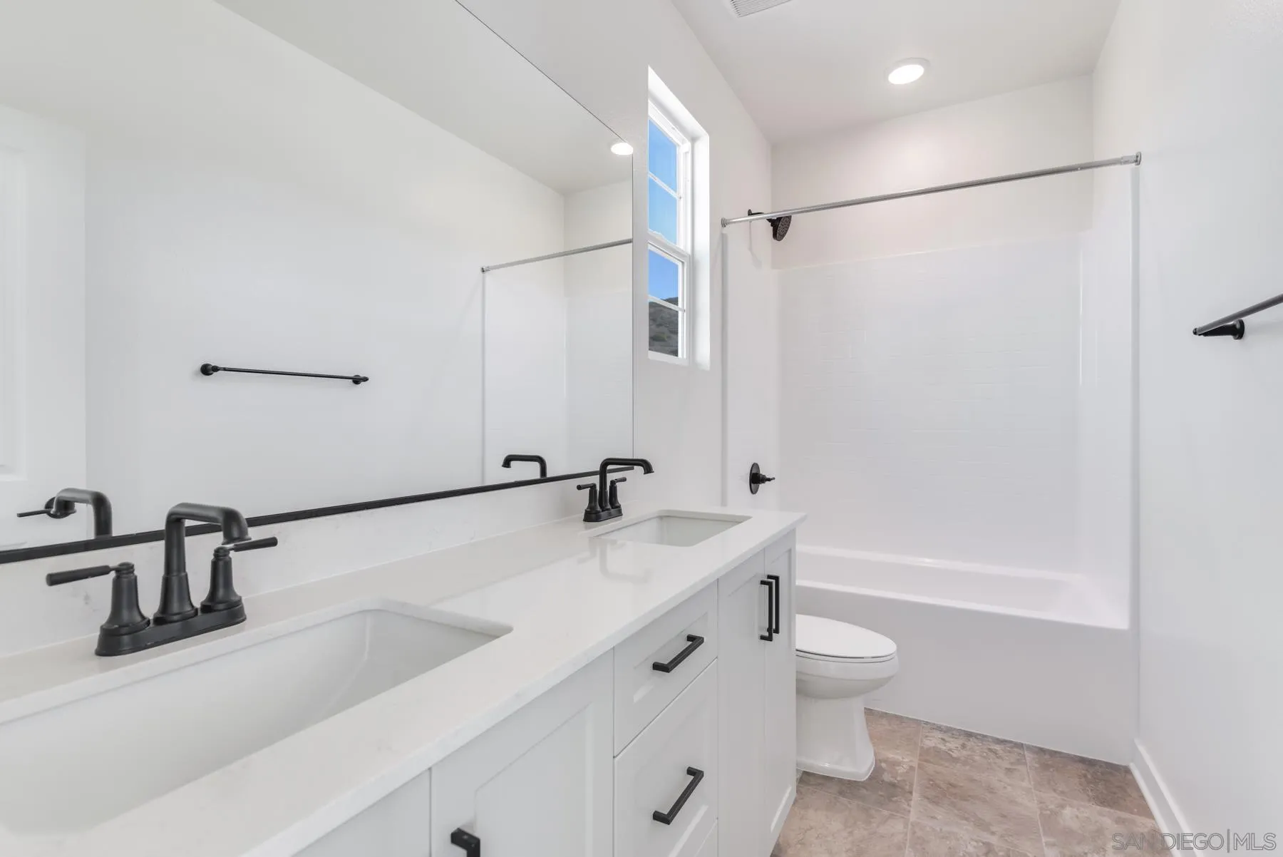 650 Meadowood Street Fallbrook, CA 92028 - Photo 22 of 24