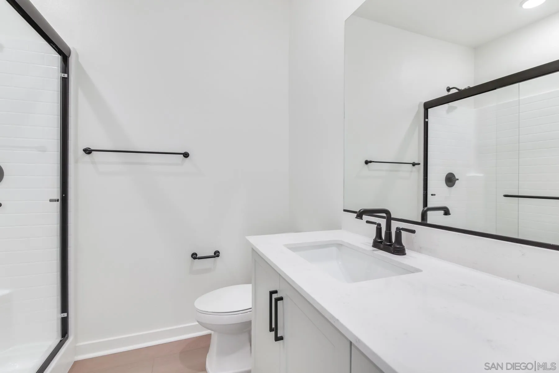 650 Meadowood Street Fallbrook, CA 92028 - Photo 4 of 24