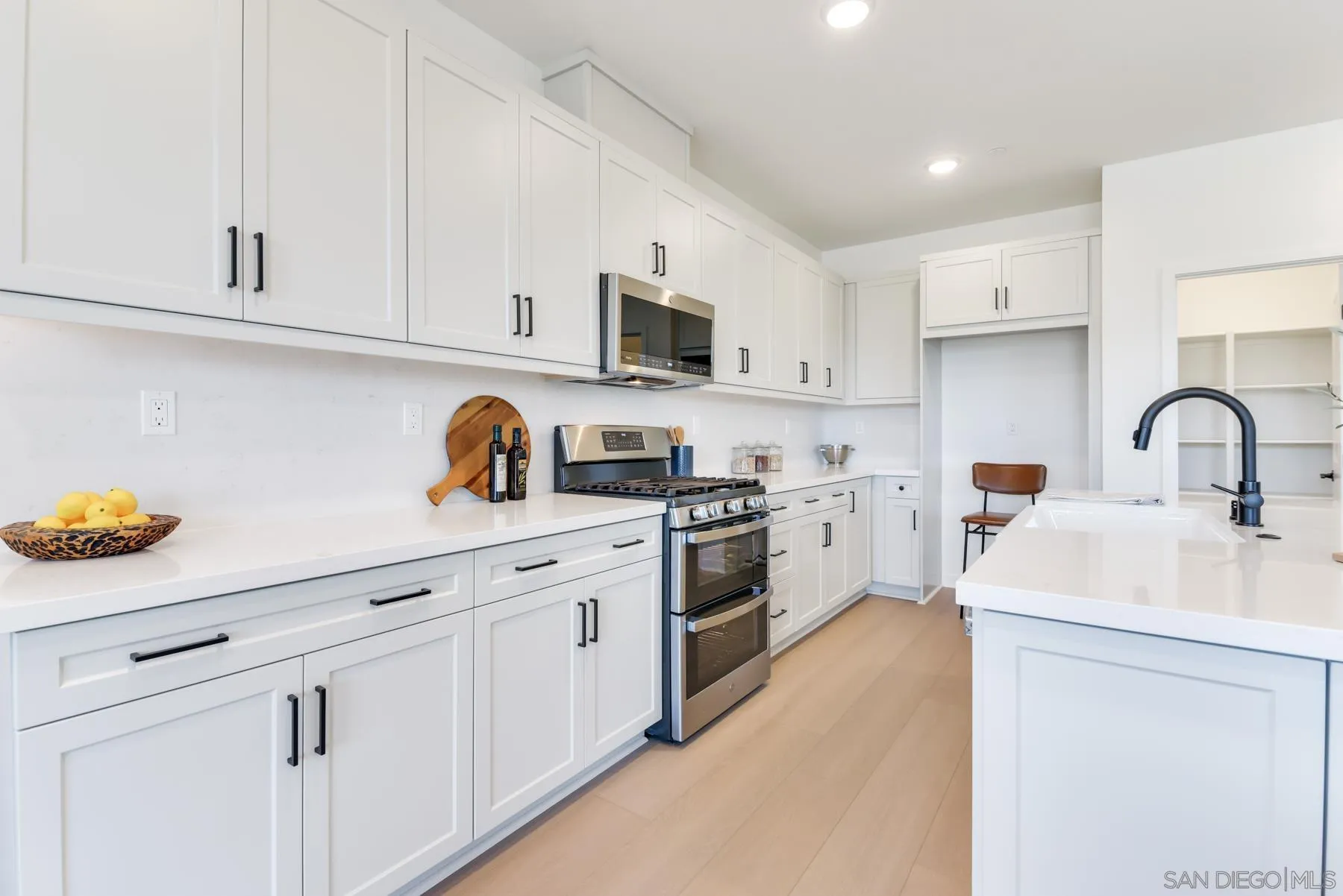 650 Meadowood Street Fallbrook, CA 92028 - Photo 7 of 24