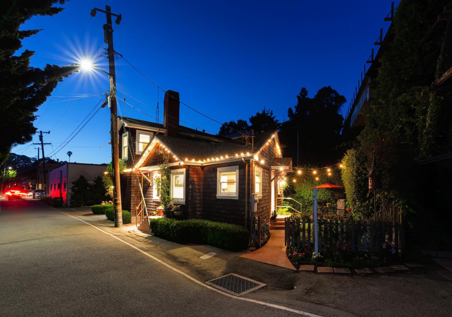 402 Riverview Avenue Capitola, CA 95010 - Photo 18 of 19 a view of a building with a street
