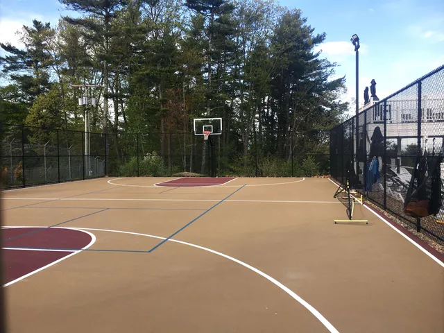 $260,000 | 375 Endicott Street North, Unit 105/105A, Laconia, NH 03246