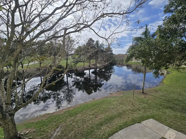 $2,000 | 12840 Vista Isles Drive, Unit 622, Sunrise, FL 33325